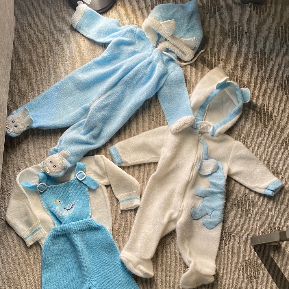 4 piece vintage baby bundle (mid/late 80s)